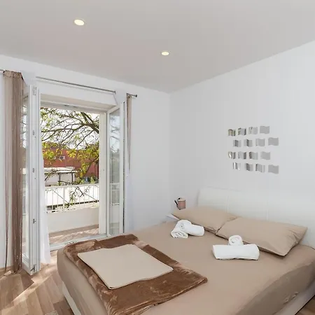 Daire Luxury Ines - Two Bedroom With Balcony And City View Dubrovnik