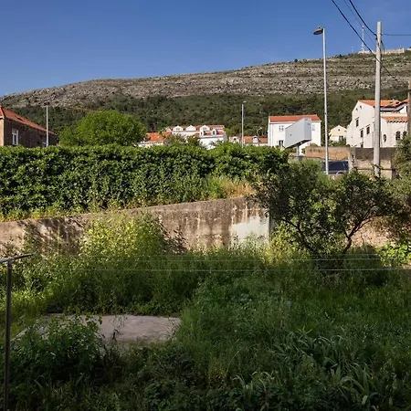Luxury Ines - Two Bedroom With Balcony And City View * Dubrovník