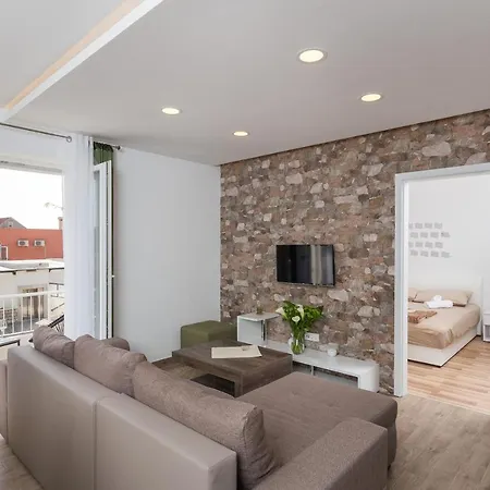 Luxury Ines - Two Bedroom With Balcony And City View * Dubrovník